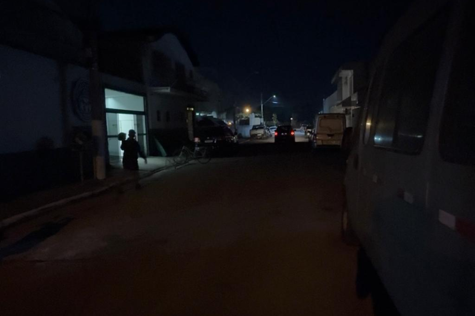 Vereadora de São Sebastião protocola denúncia contra EDP ao Ministério Público