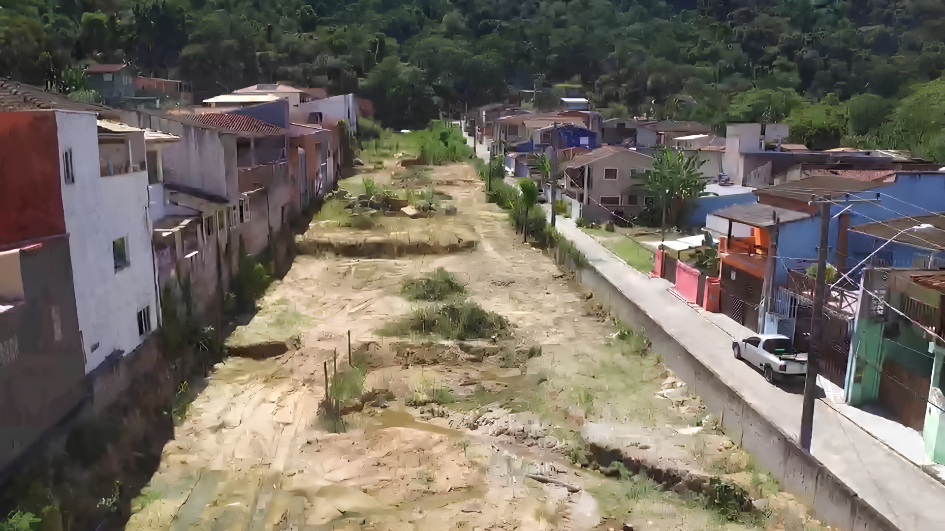 Henriana cobra transparência sobre obras habitacionais para famílias de Barequeçaba