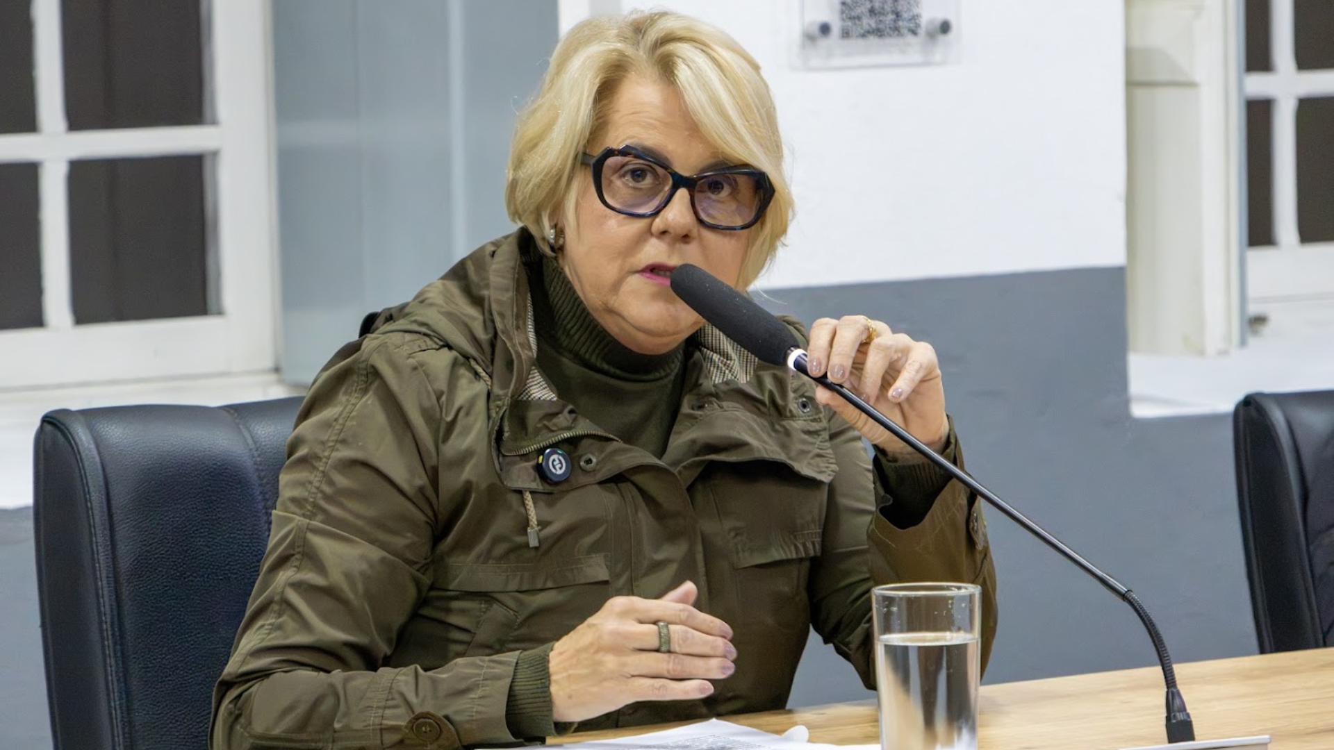 Henriana apresenta parecer contrário às mudanças na TPA e cobra transparência 